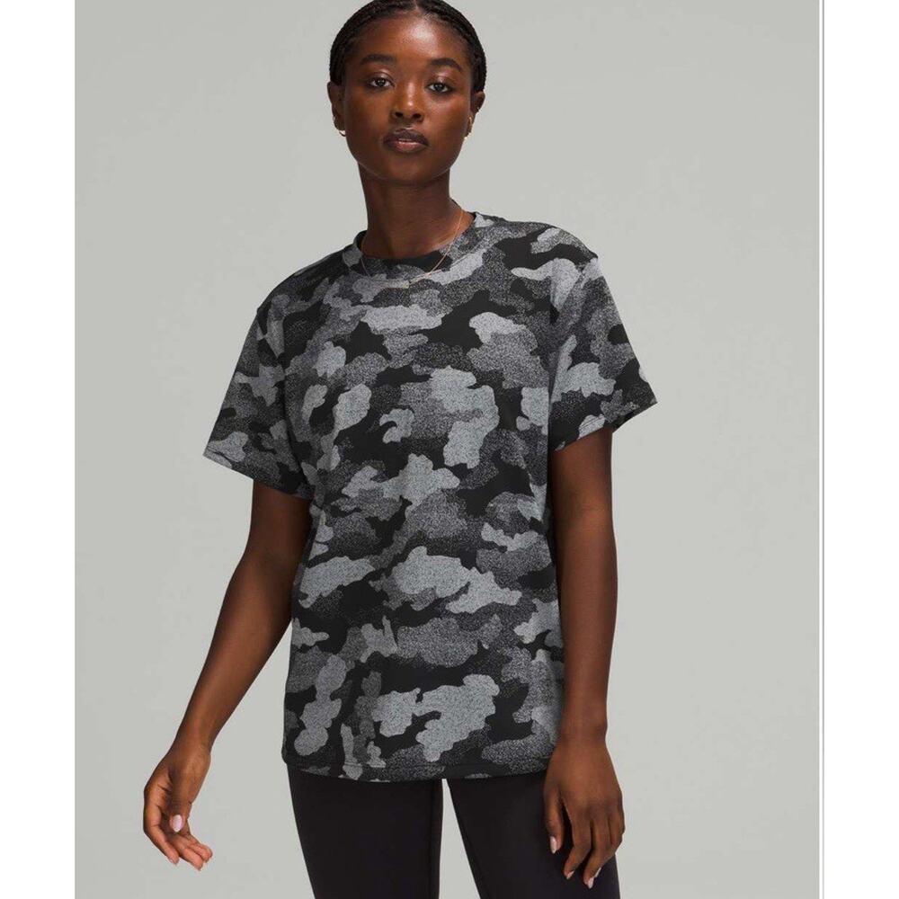 Lululemon All Yours Short Sleeve Training Tee Speckled Camo Womens Size 8/10